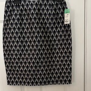 Carlisle Black and Gray Geometric Pencil Skirt